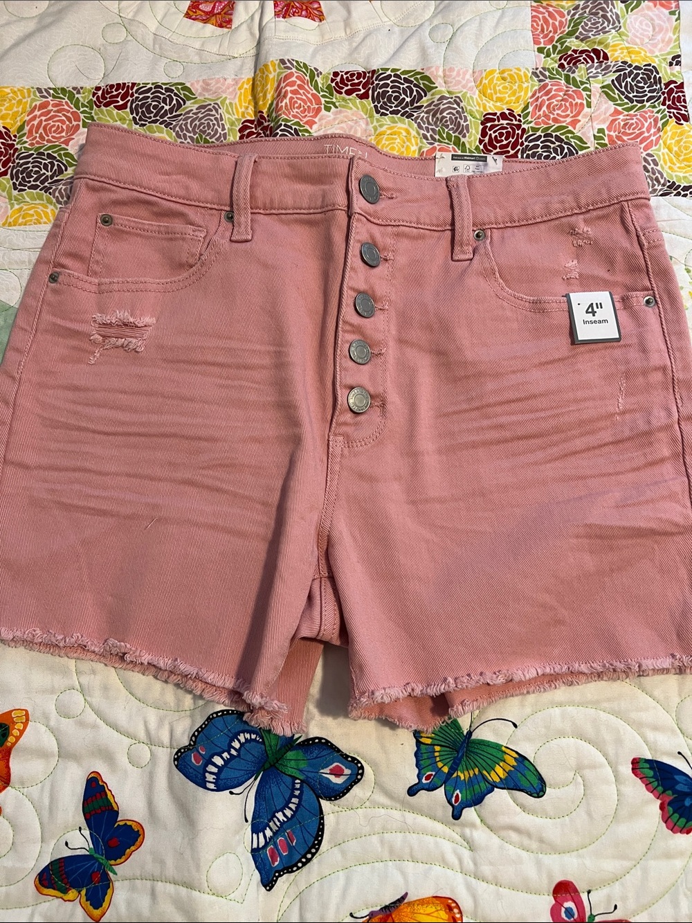 NWT Time and Tru Button-Front Pink Denim High-Rise Shorts